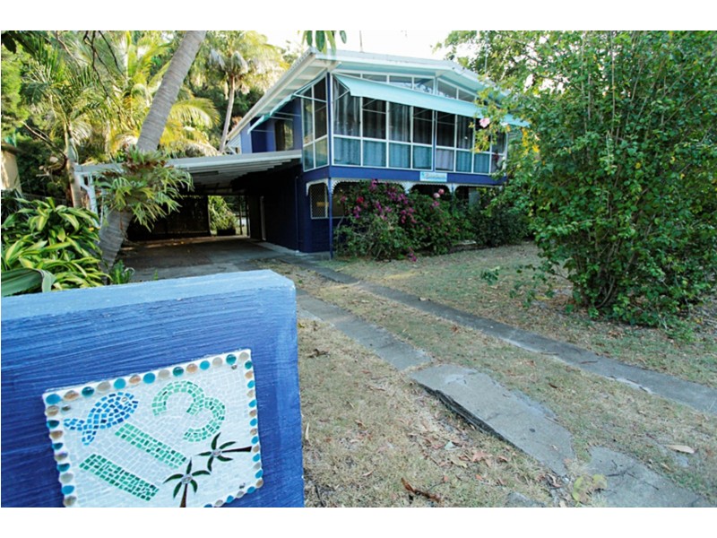 113 Dickson Way, Point Lookout QLD 4183