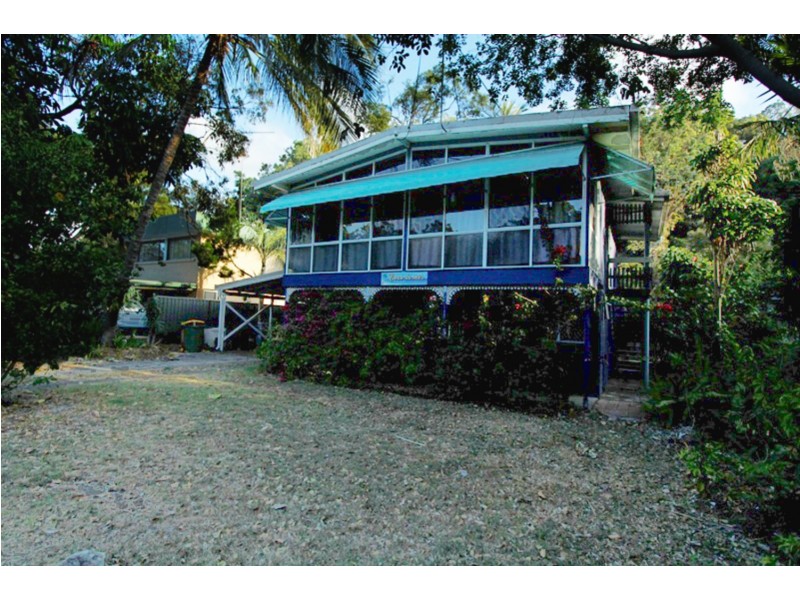 113 Dickson Way, Point Lookout QLD 4183