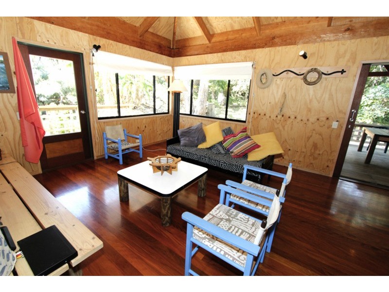 3 Bimba Street, Point Lookout QLD 4183