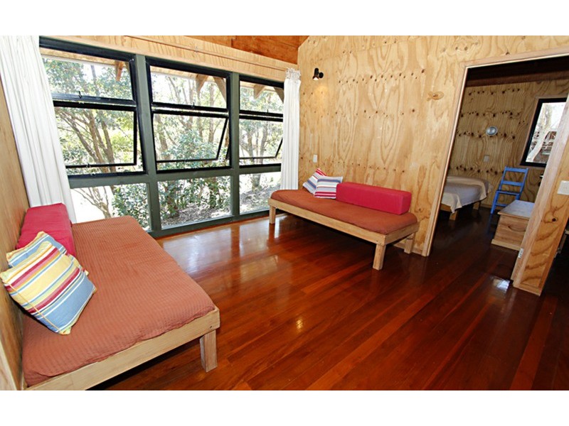 3 Bimba Street, Point Lookout QLD 4183