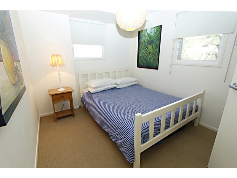 49 Cumming Parade, Point Lookout QLD 4183