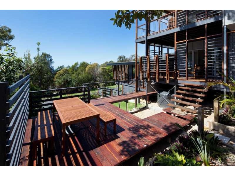 76 Tramican Street, Point Lookout QLD 4183