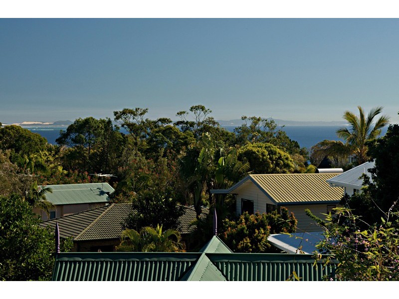 134 Tramican Street, Point Lookout QLD 4183