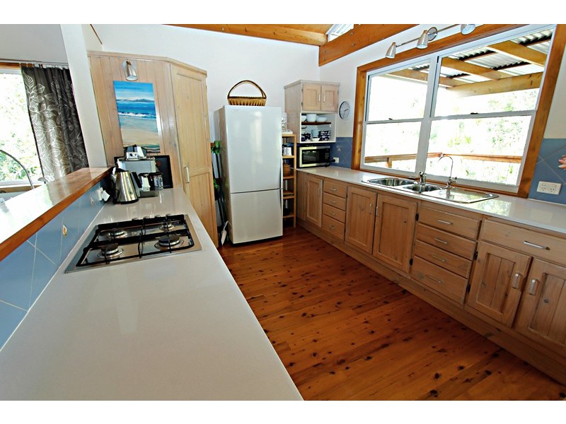 134 Tramican Street, Point Lookout QLD 4183