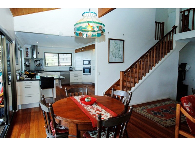 117 Tramican Street, Point Lookout QLD 4183