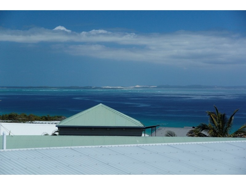 5 Pratt Court, Point Lookout QLD 4183