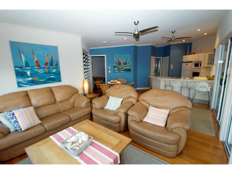 1/5 Pratt Court, Point Lookout QLD 4183