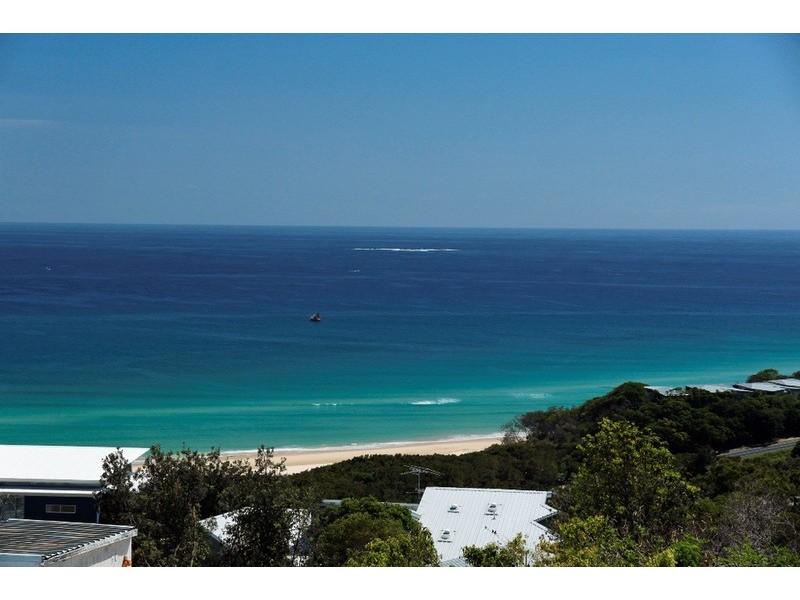 2/5 Pratt Court, Point Lookout QLD 4183