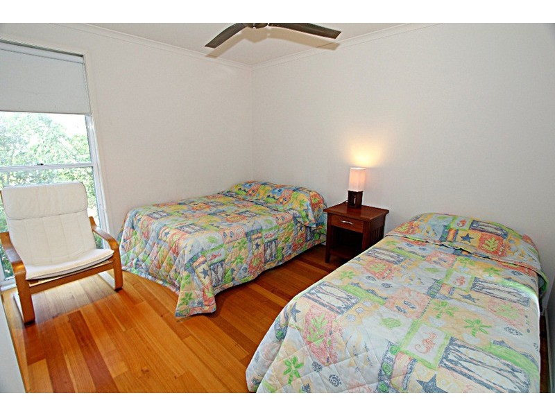 2/5 Pratt Court, Point Lookout QLD 4183