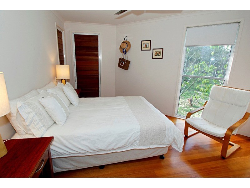 2/5 Pratt Court, Point Lookout QLD 4183