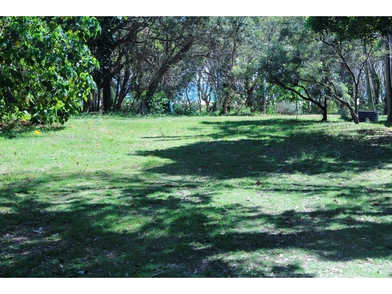 108 Dickson Way, Point Lookout QLD 4183