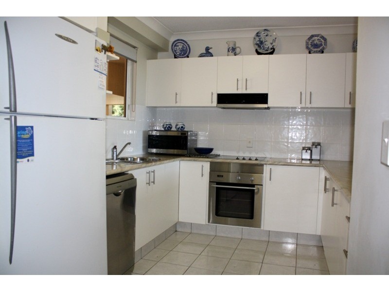 1-5 Samarinda Drive, Point Lookout QLD 4183