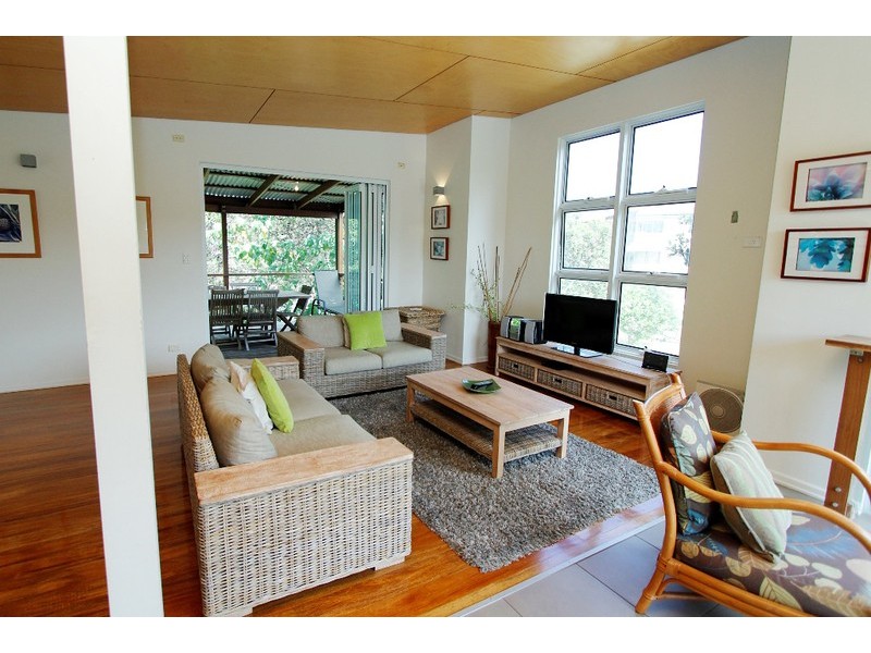 1/12 Samarinda Way, Point Lookout QLD 4183