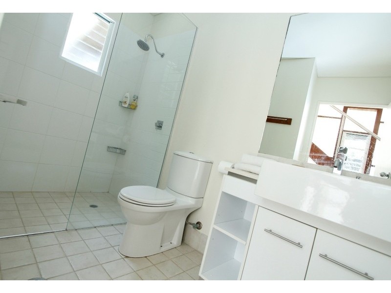 1/12 Samarinda Way, Point Lookout QLD 4183