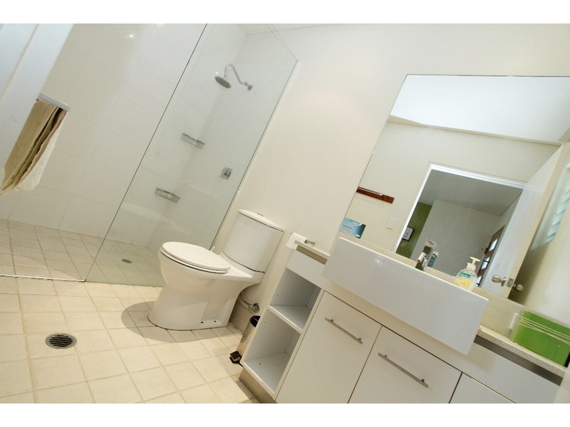 1/12 Samarinda Way, Point Lookout QLD 4183