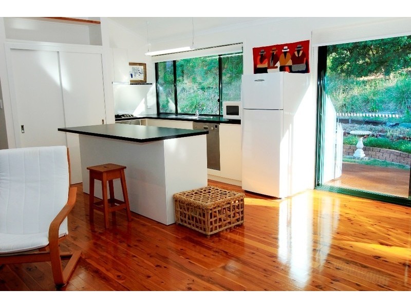 109 Dickson Way, Point Lookout QLD 4183