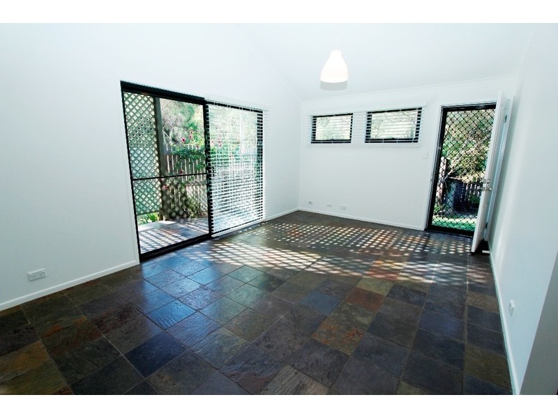 109 Dickson Way, Point Lookout QLD 4183