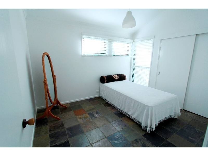 109 Dickson Way, Point Lookout QLD 4183