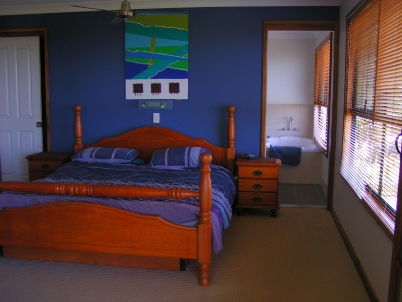 133 Rainbow Crescent, Dunwich QLD 4183
