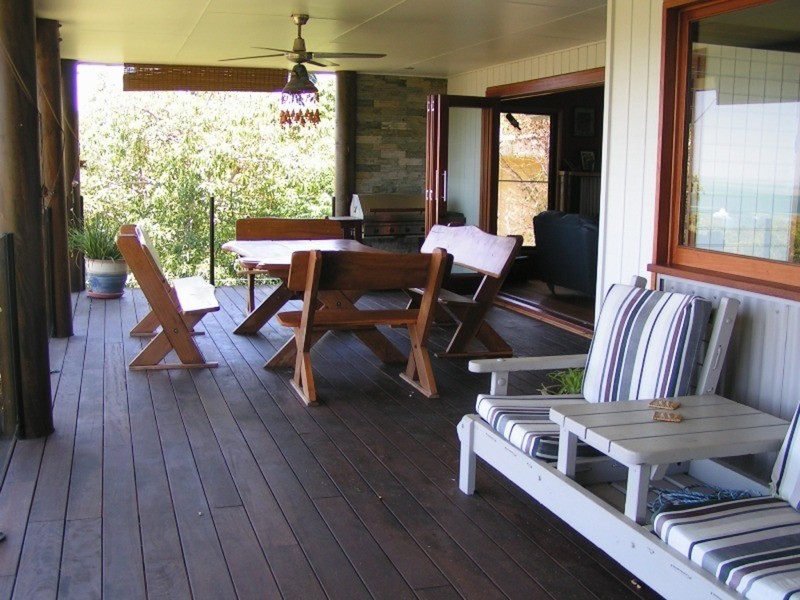 133 Rainbow Crescent, Dunwich QLD 4183