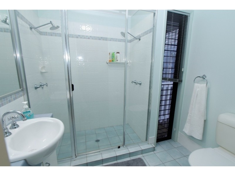 1/8 Roseby Court, Point Lookout QLD 4183