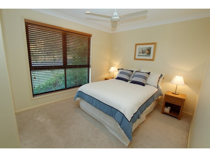 1/8 Roseby Court, Point Lookout QLD 4183