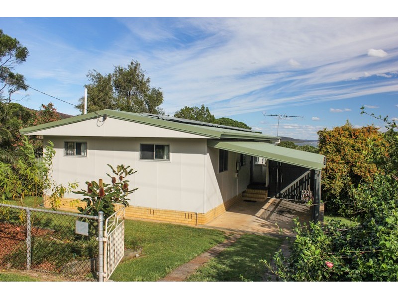 12  Guy Crescent, Dunwich QLD 4183