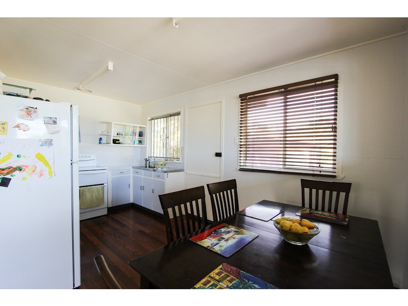 12  Guy Crescent, Dunwich QLD 4183