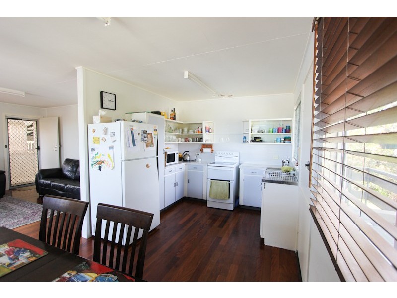 12  Guy Crescent, Dunwich QLD 4183