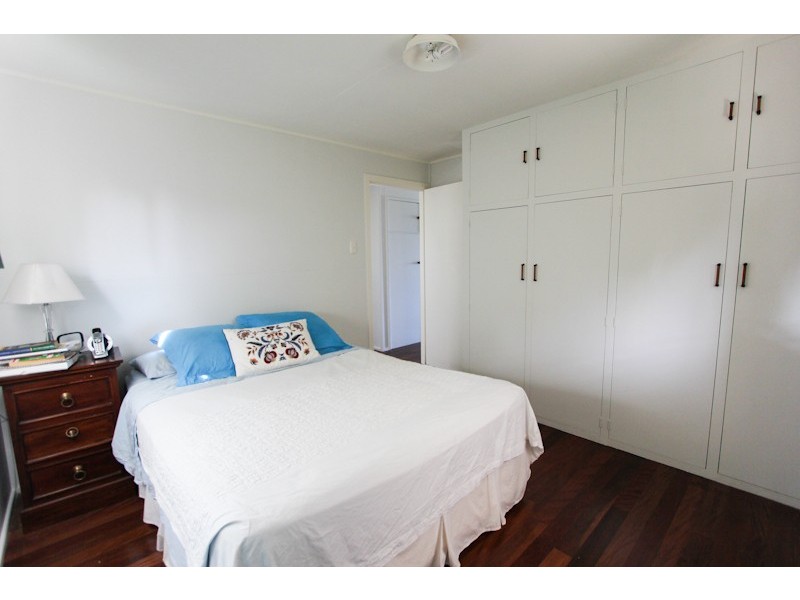 12  Guy Crescent, Dunwich QLD 4183