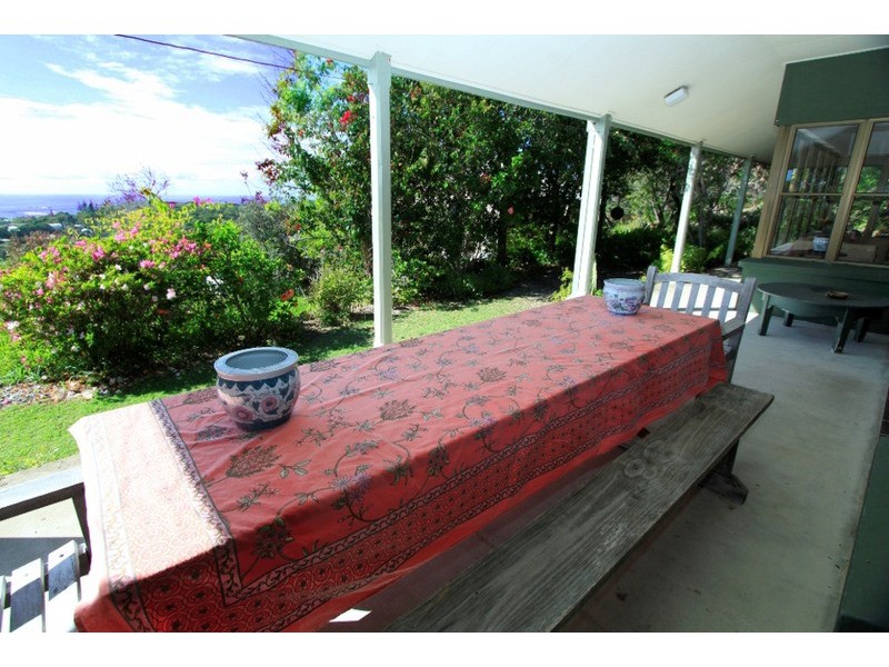 6 Pratt Court, Point Lookout QLD 4183