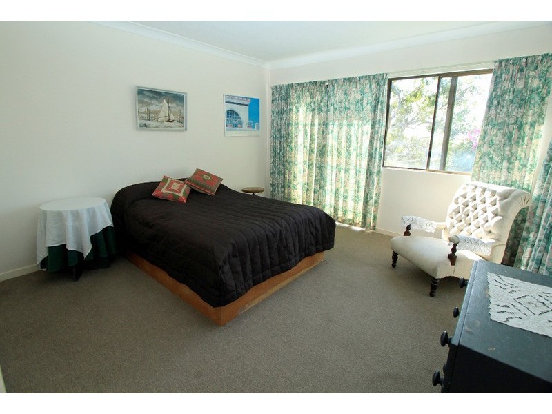 6 Pratt Court, Point Lookout QLD 4183