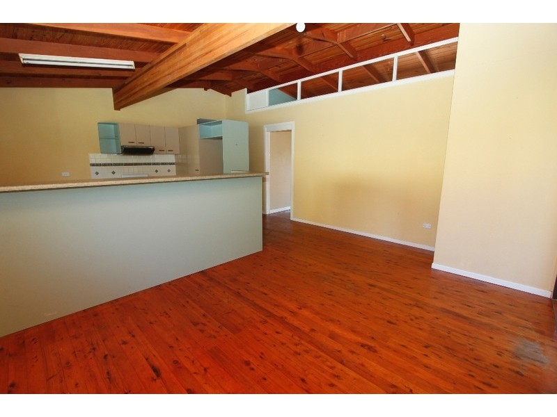 138 Rainbow Crescent, Dunwich QLD 4183