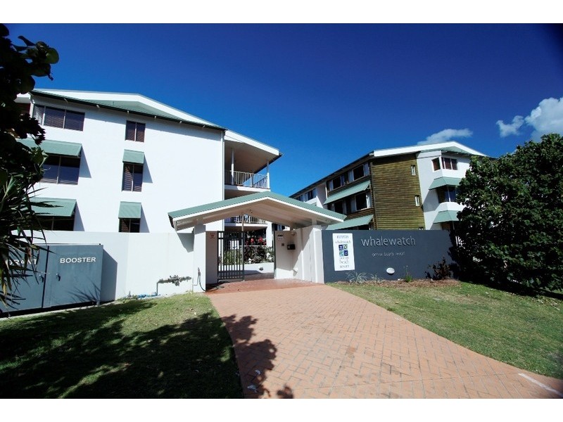 4/11 Samarinda Drive, Point Lookout QLD 4183