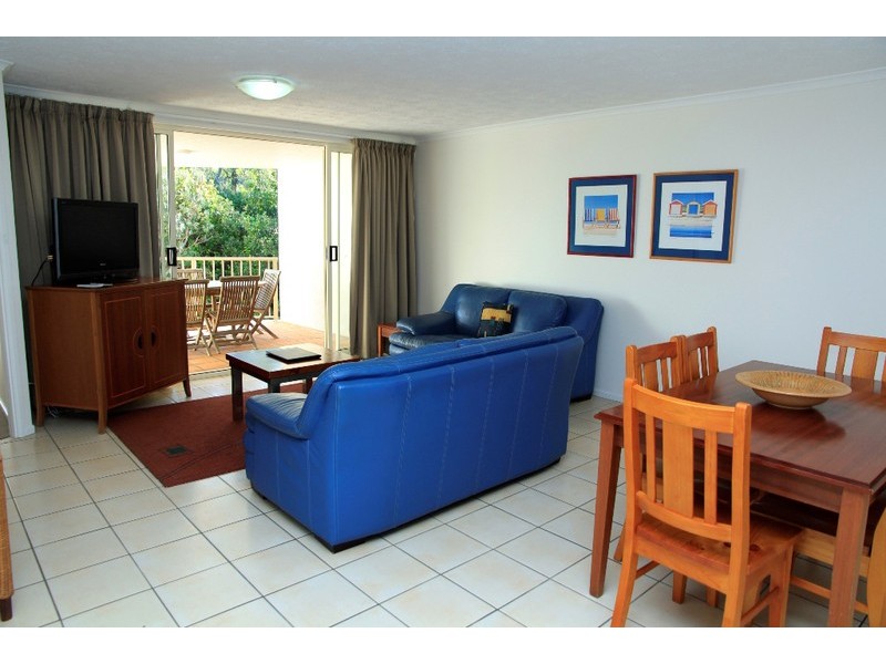 4/11 Samarinda Drive, Point Lookout QLD 4183