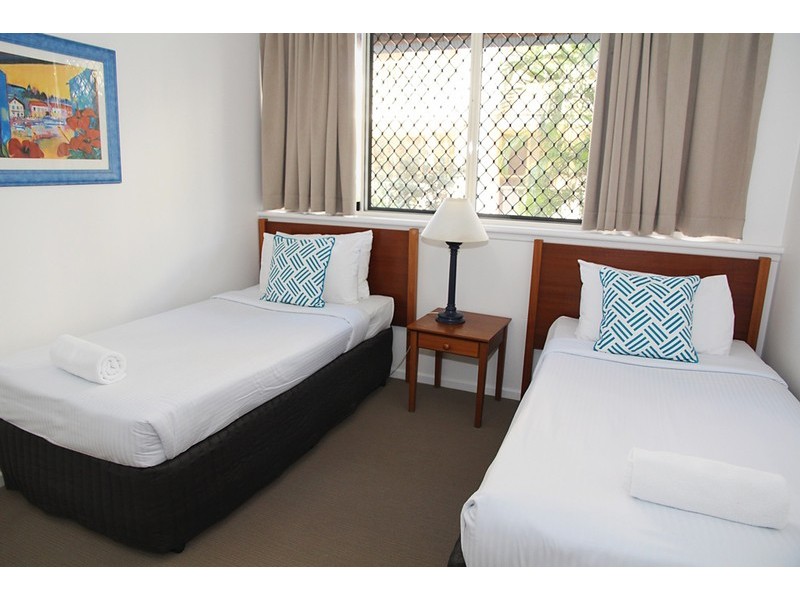 4/11 Samarinda Drive, Point Lookout QLD 4183