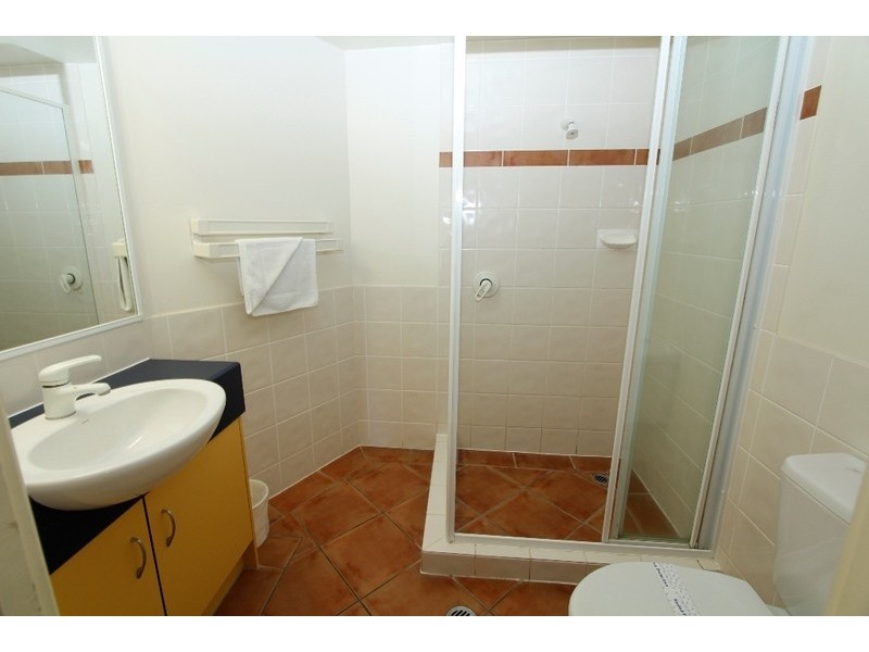 4/11 Samarinda Drive, Point Lookout QLD 4183