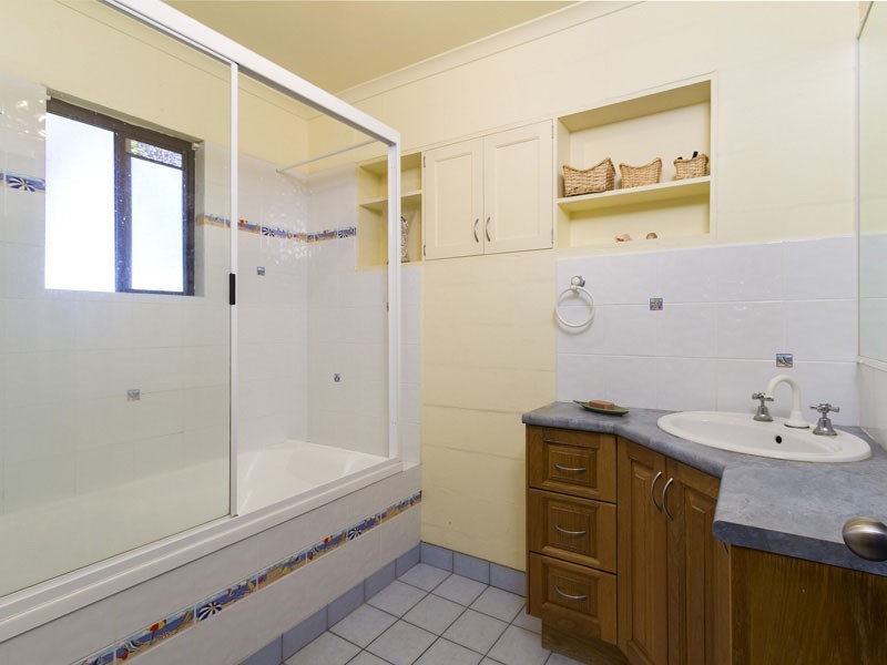 48 Booran Street, Point Lookout QLD 4183