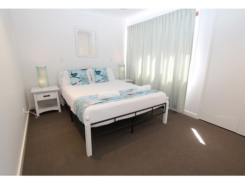 2/23 Mooloomba Road, Point Lookout QLD 4183