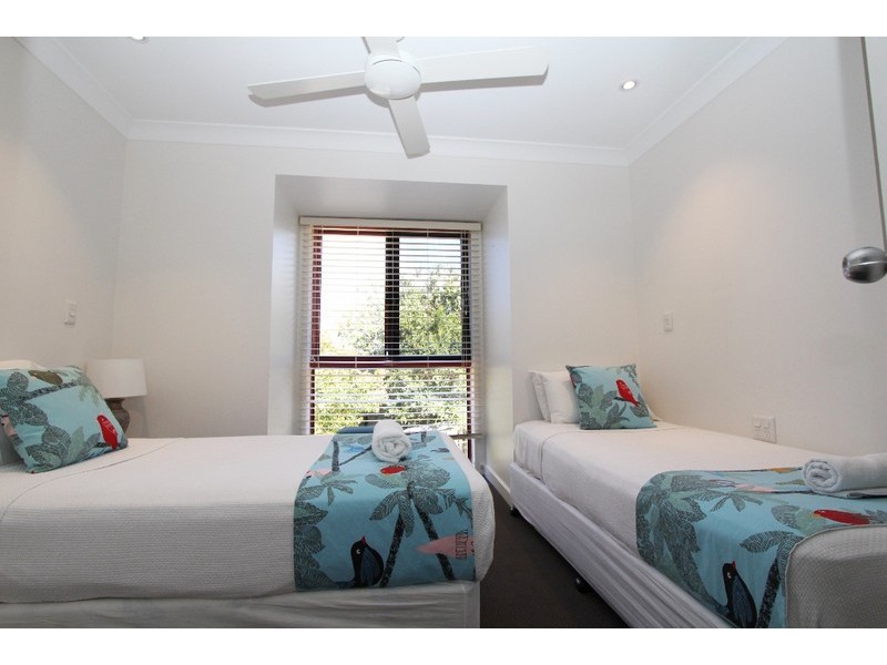 2/23 Mooloomba Road, Point Lookout QLD 4183