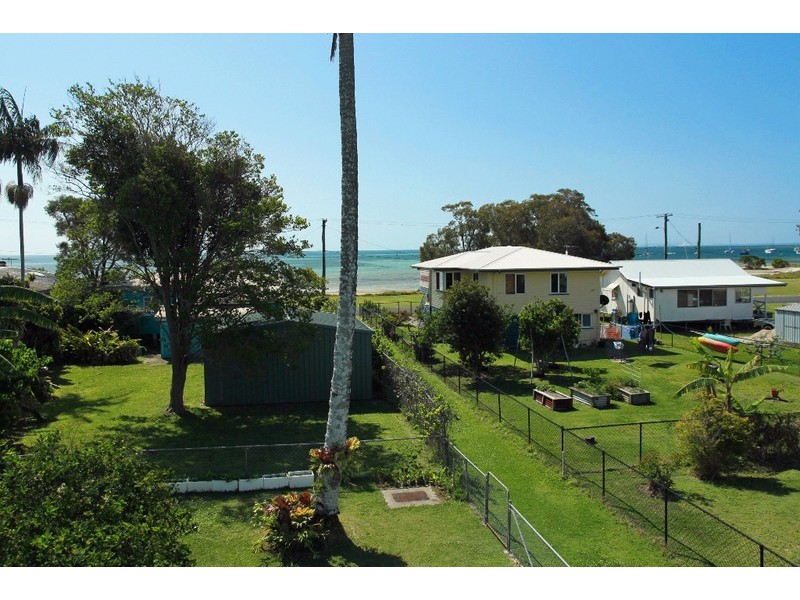 28 Petrie Street, Dunwich QLD 4183