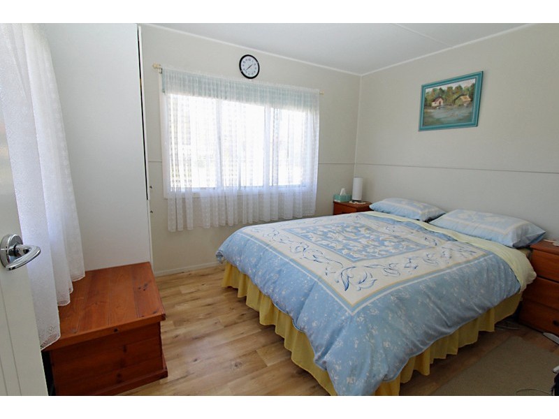 28 Petrie Street, Dunwich QLD 4183