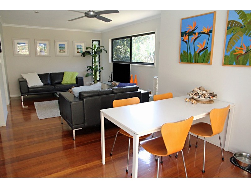 2/36 George Nothling Drive, Point Lookout QLD 4183