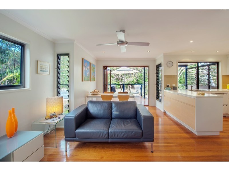 2/36 George Nothling Drive, Point Lookout QLD 4183