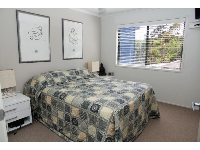 2/36 George Nothling Drive, Point Lookout QLD 4183