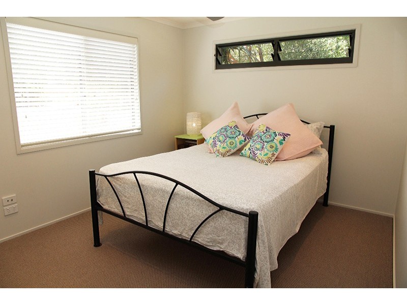 2/36 George Nothling Drive, Point Lookout QLD 4183