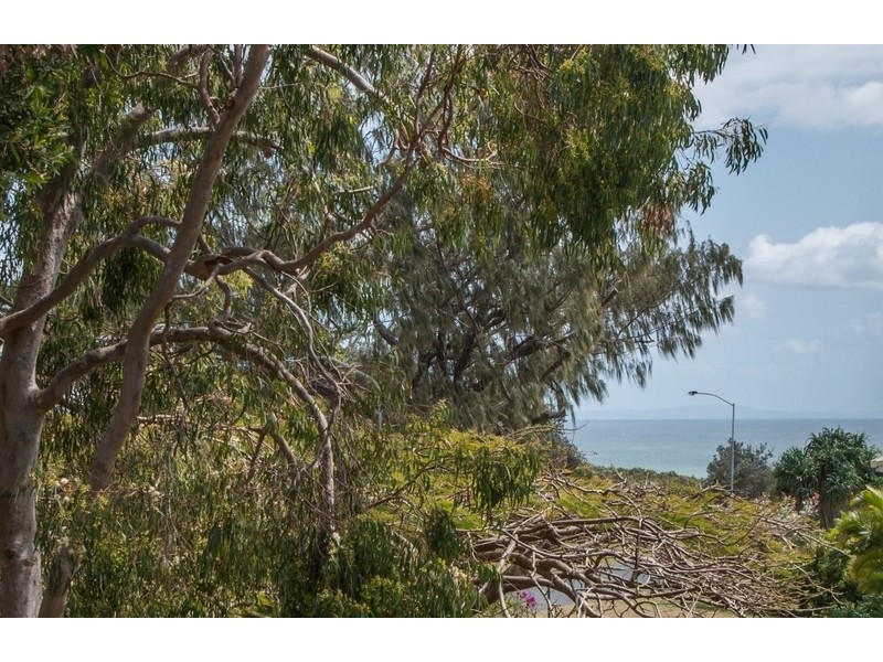 2/36 George Nothling Drive, Point Lookout QLD 4183