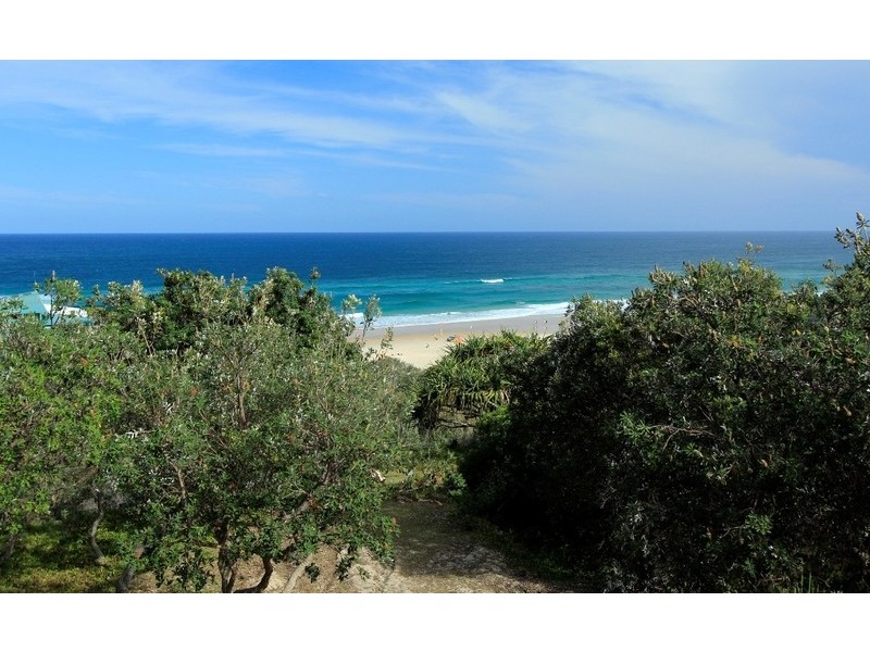 28/11 Samarinda Drive, Point Lookout QLD 4183