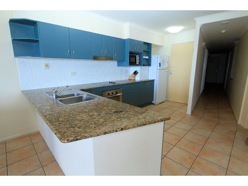 28/11 Samarinda Drive, Point Lookout QLD 4183