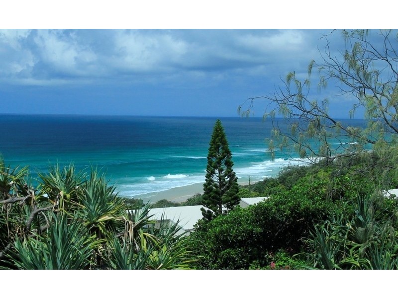 6 Midjimberry Road, Point Lookout QLD 4183